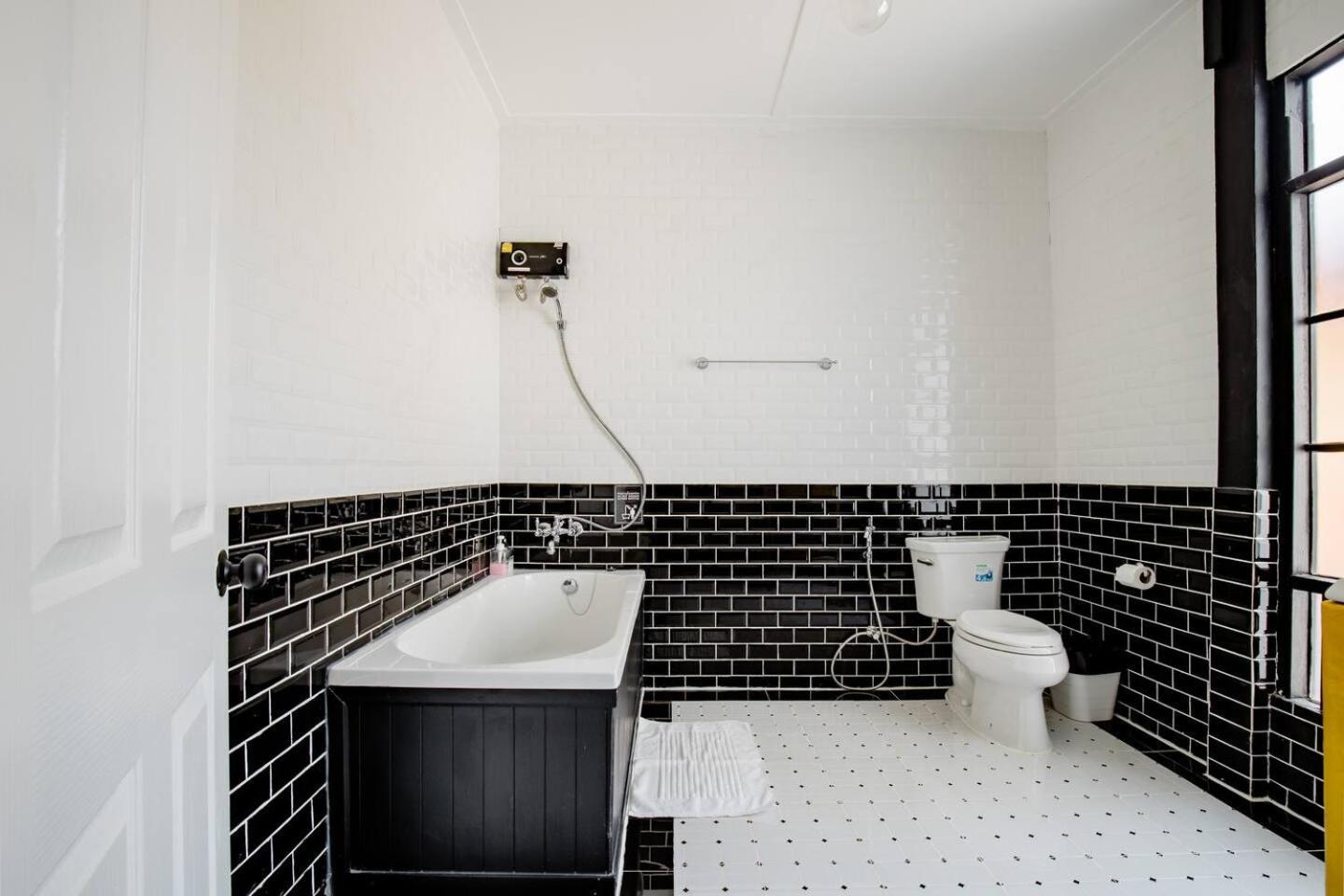 Haheng House Hotel Bangkok Ngoại thất bức ảnh