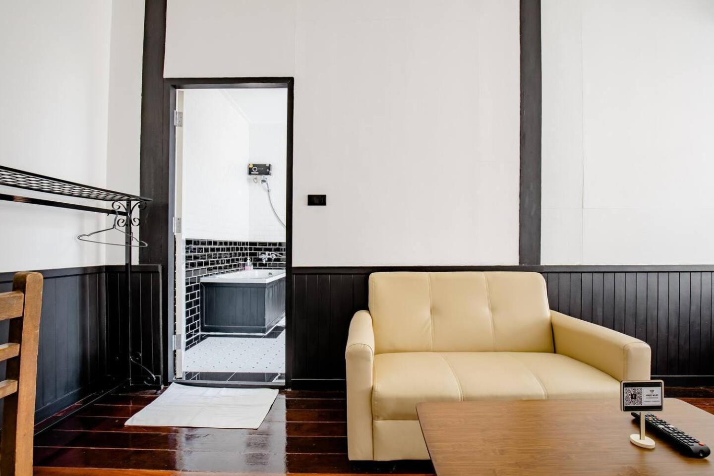 Haheng House Hotel Bangkok Ngoại thất bức ảnh